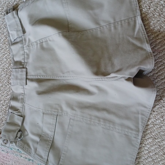 Tilly endurablescargo shorts‎ 16 - Picture 3 of 4